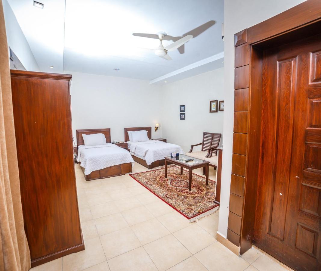 Hotel Vip House Peschawar Exterior foto
