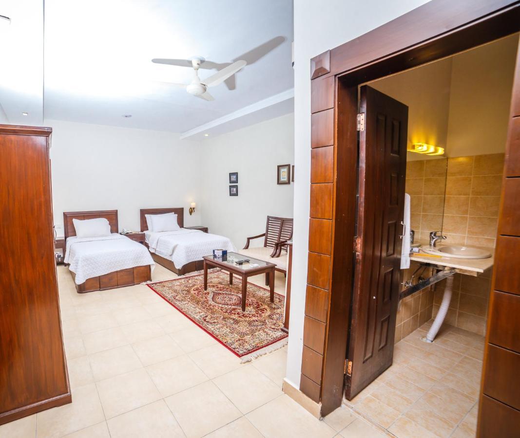 Hotel Vip House Peschawar Exterior foto