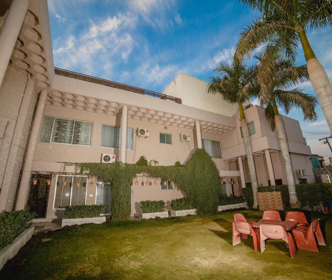 Hotel Vip House Peschawar Exterior foto