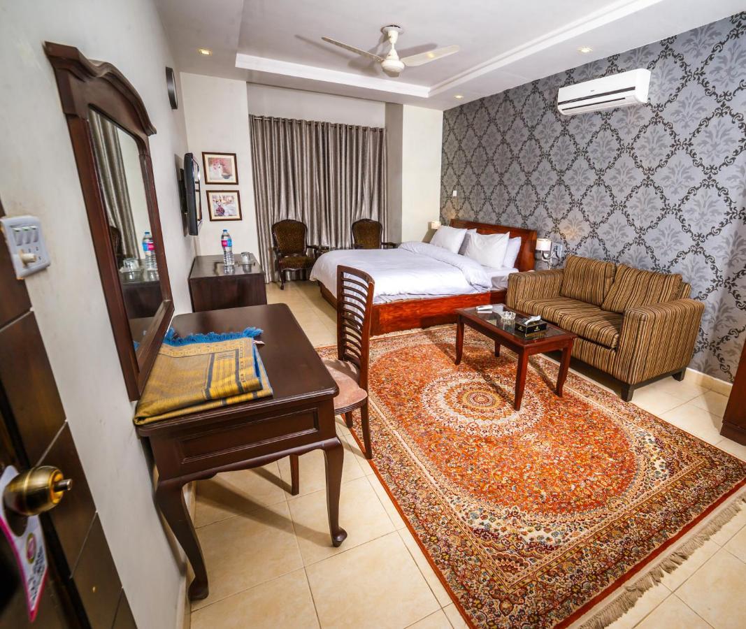 Hotel Vip House Peschawar Exterior foto