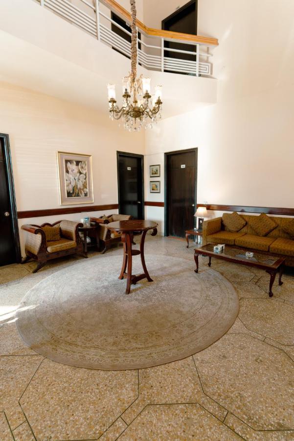 Hotel Vip House Peschawar Exterior foto