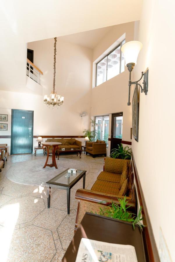Hotel Vip House Peschawar Exterior foto
