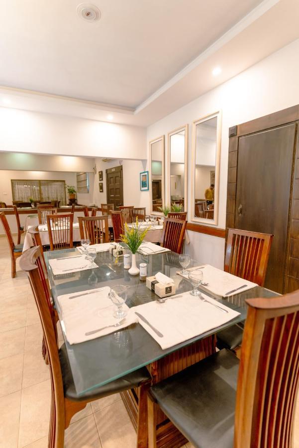 Hotel Vip House Peschawar Exterior foto